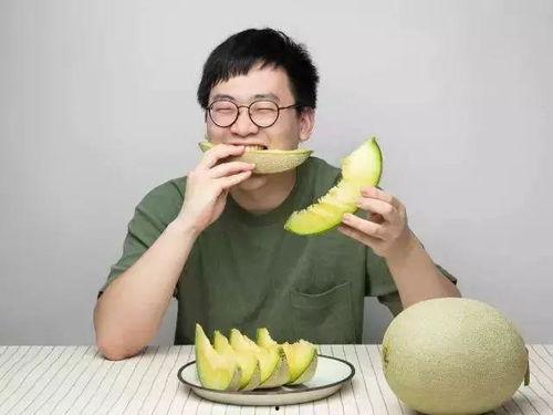 是瓜甜还是吃瓜的人甜,揭秘甜蜜背后的秘密