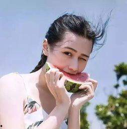 吃瓜少女魏素淡