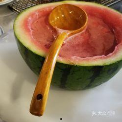 吃瓜可以排酒,轻松应对应酬中的酒局挑战