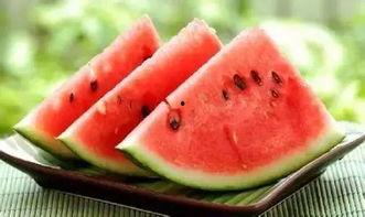 学校吃瓜动作,揭秘那些吃瓜群众的趣味瞬间